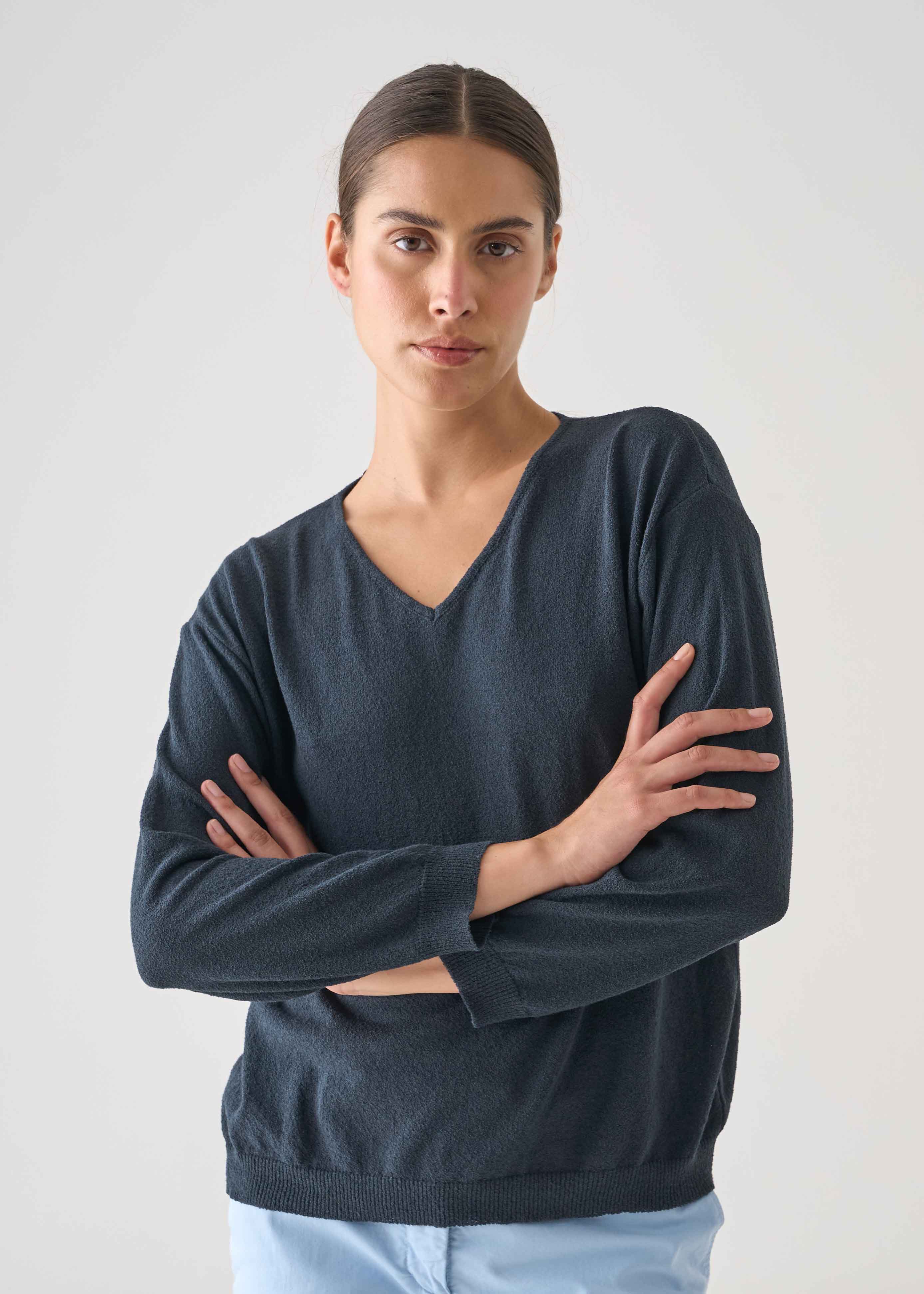 Maglia con scollo V in cotone bouclé
